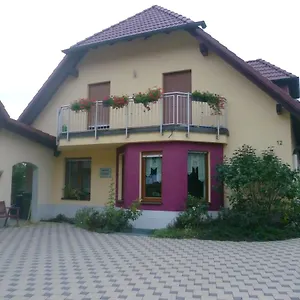 Sena, Burgebrach